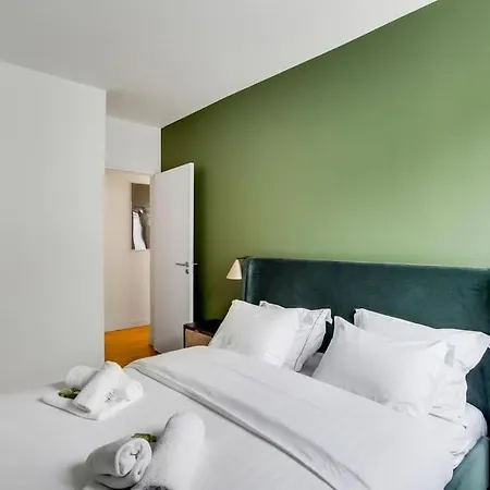 Amazing Apartment: 2br/4p -bastille/saint Ambroise Apartment *