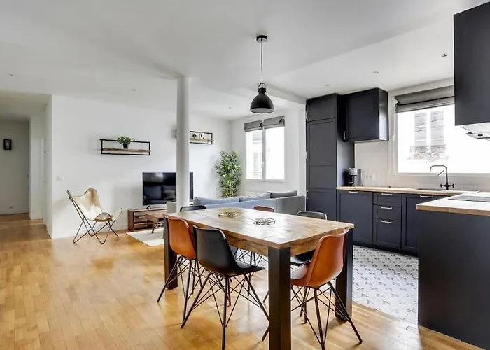 Amazing Apartment: 2br/4p -bastille/saint Ambroise